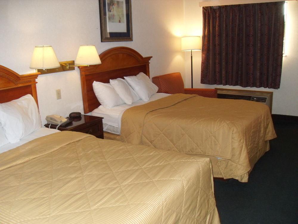 Days Inn By Wyndham Maumee/Toledo מראה חיצוני תמונה