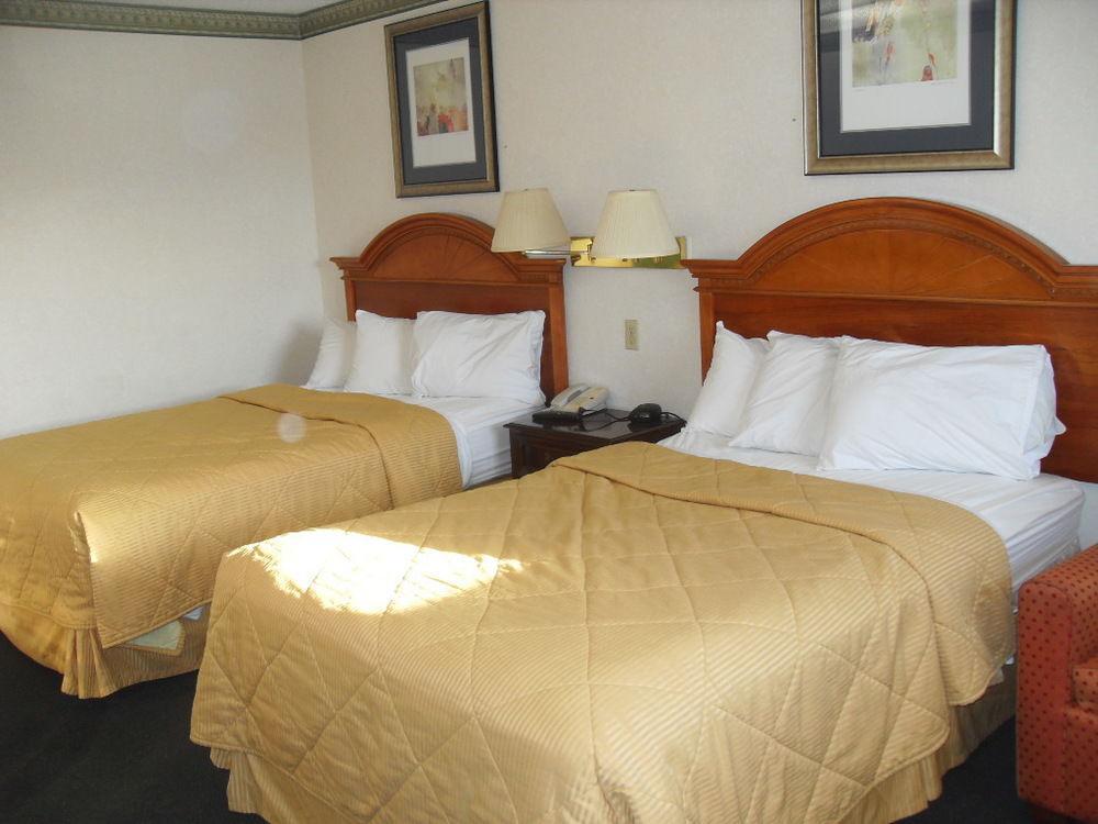 Days Inn By Wyndham Maumee/Toledo מראה חיצוני תמונה