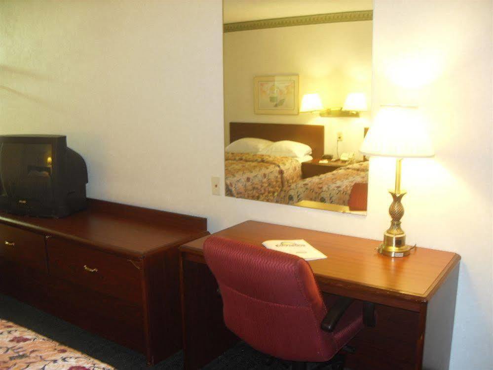 Days Inn By Wyndham Maumee/Toledo מראה חיצוני תמונה